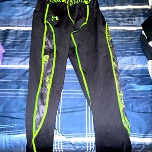 Small under armour joggers